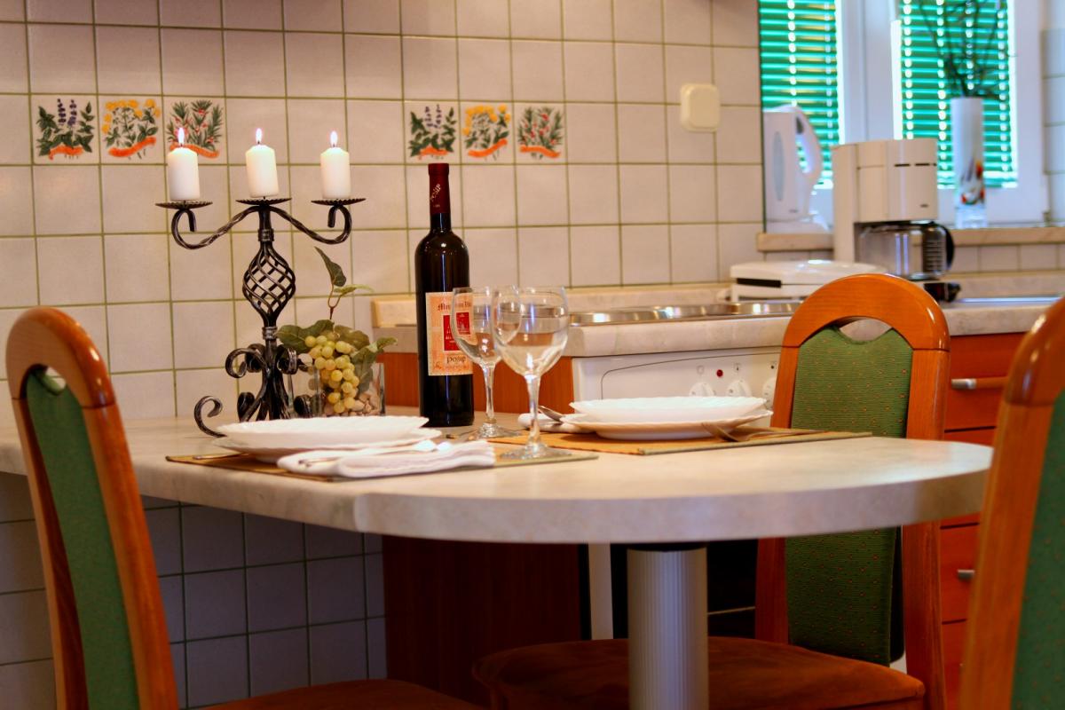 apartment, appartamento, apartman, appartement